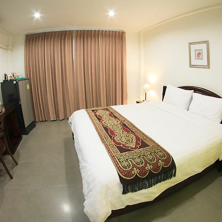 מלון בנגקוק Su 22 מראה חיצוני תמונה
